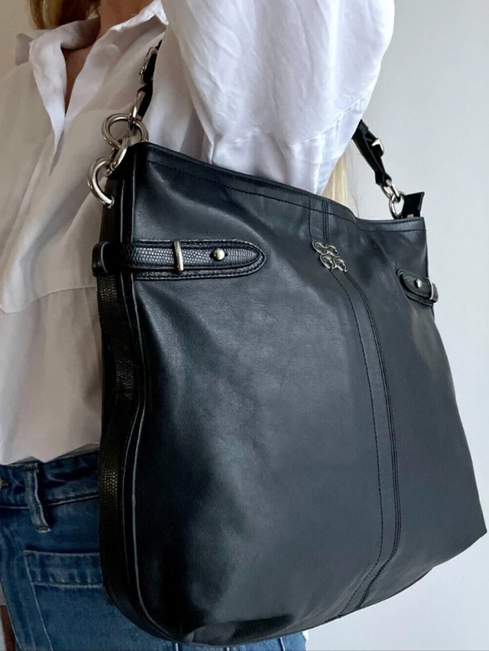 Coach Colette Black Cowhide Leather Hobo Shoulder‎ Bag
